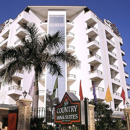 Country Inn & Suites Харидвар Экстерьер фото